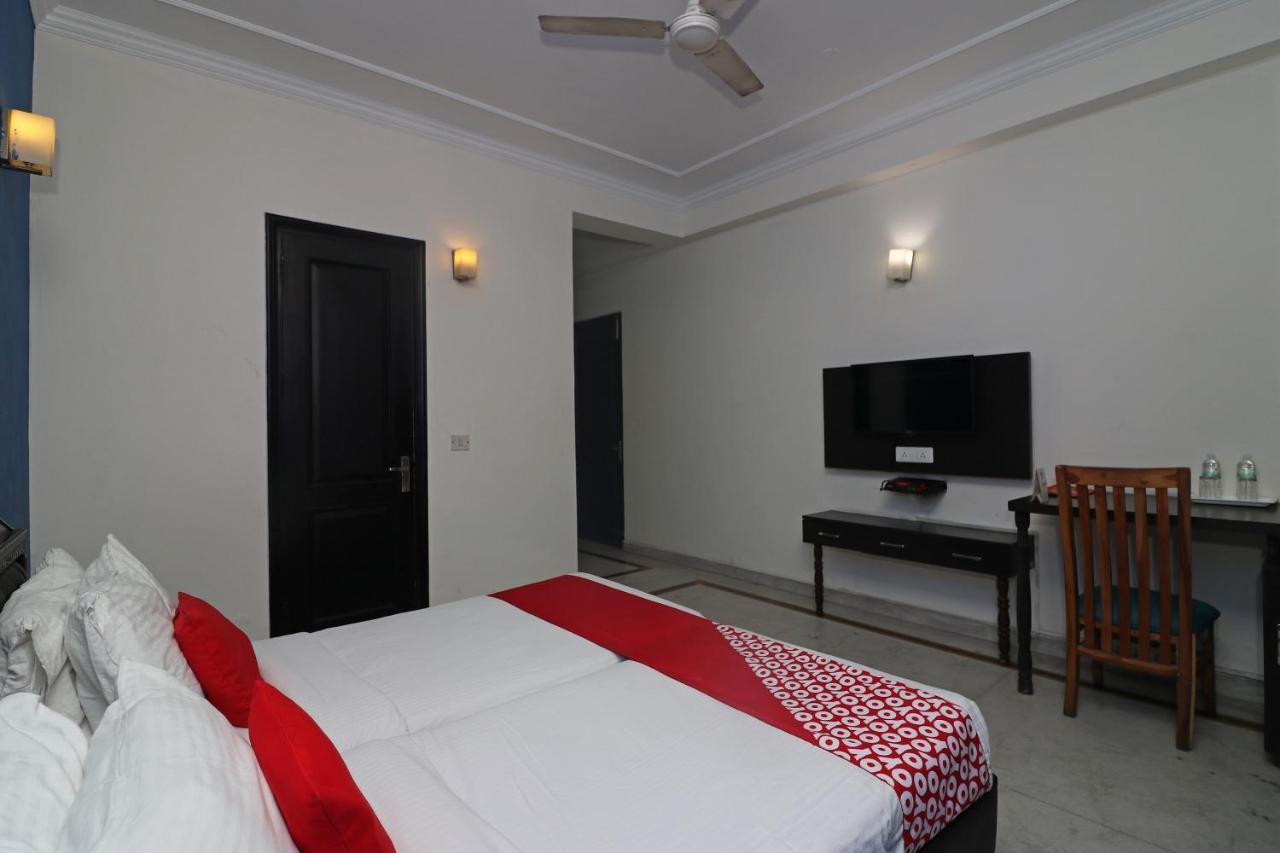 Collection O 62867 Hotel Rest Kāsandra Exteriér fotografie